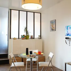  Appartement Ideal ! 2 Pièces Antiquaires, Port Garibaldi